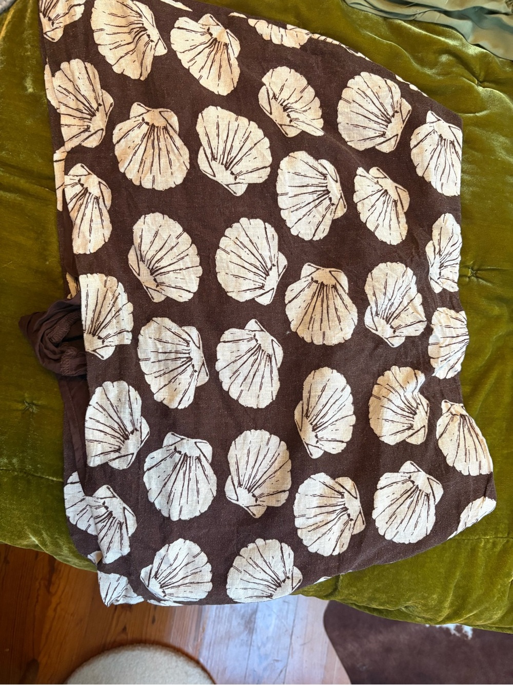 Curve Love Abercrombie Seashell Skort